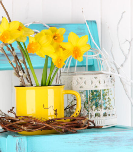 Wiosenne trendy dekoracyjne 2026 – naturalne motywy i pastelowe kolory