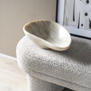 MARMUROWA MISA O ORGANICZNYM KSZTAŁCIE